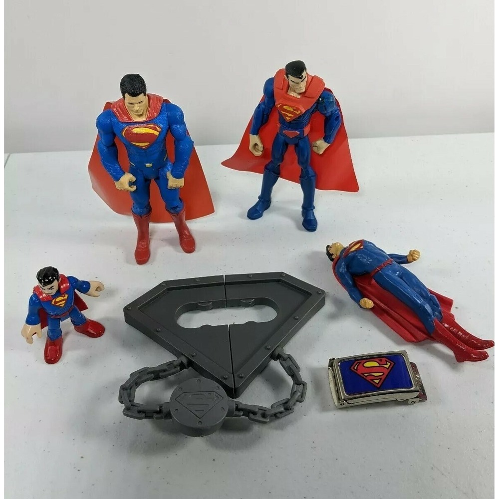 Superman Figuring Lot of 4 and accessories Kids Superman Belt Buckle